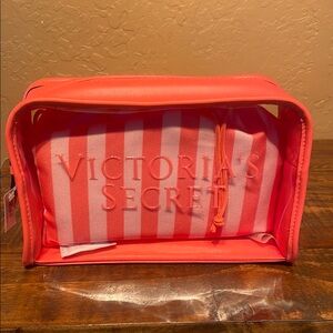 Victoria's Secret NWT 2 Piece Set of Coral Clear Bag & Drawstring Bag